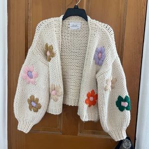 Flower sweater